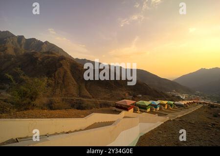 Abha, Saudi Arabien 6. Juli 2022: Schöne Touristenorte in Abha Stadt - Saudi Tourism Stockfoto