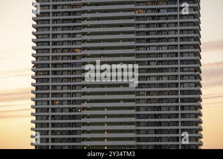 Hotel Maritim, Hochhaus und Wahrzeichen des Ostseebads Travemünde, Lübeck, Schleswig-Holstein, Deutschland, Europa Stockfoto