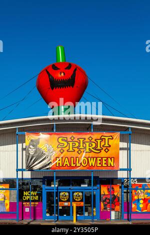 Ein Spirit Halloween Store in Modesto, Kalifornien, 10. September 2024 Stockfoto