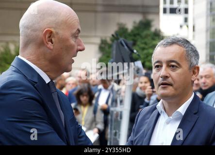 Paris, Frankreich, . September 2024. Gerald Darmanin und Rolland Lescure während einer Abschiedszeremonie im französischen Ministerium für Wirtschaft und Finanzen (Bercy) am 12. September 2024 in Paris. Frankreich wird "nächste Woche" eine neue Regierung haben, sagte kürzlich der konservative Premierminister Michel Barnier am 12. September, als er Kandidaten für die Leitung von Ministerien vor einem unberechenbaren hängenden parlament aussuchte. Foto: Jean-Bernard Vernier/JBV News/ABACAPRESS. COM Credit: Abaca Press/Alamy Live News Stockfoto