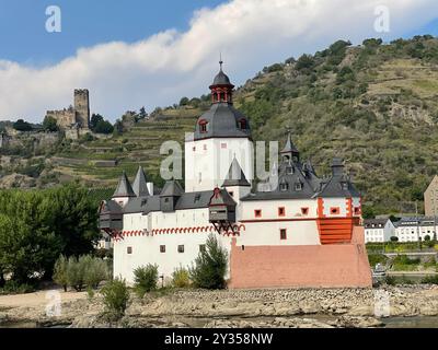 DIE BURG PFALZGRAFENSTEIN am Rhein wurde 13236/7 als Mautburg errichtet Stockfoto