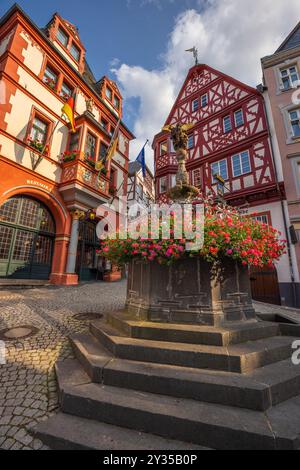 Der Marktplatz in Bernkastel an der Mosel, Deutschland Stockfoto