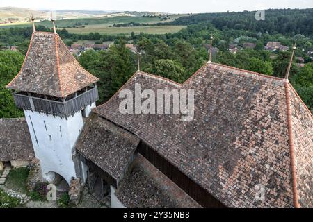 Blick vom Glockenturm, dem Festungsturm, der sächsischen Festungskirche, Viscri, Siebenbürgen, Rumänien Stockfoto