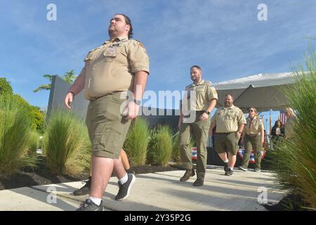 Miramar, USA. September 2024. MIRAMAR, FLORIDA - 11. SEPTEMBER: Boys Scout of America (South Florida Council) Flag Pensionierung nehmen am 11. September 2024 an der City of Miramar 9/11 und der Veterans Memorial Remembrance Cerembrance Cerembrance im Miramar Regional Park Teil. (Foto: JL/SIPA USA) Credit: SIPA USA/Alamy Live News Stockfoto