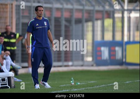 Italias U20-Trainer Bernardo Corradi während des Spiels Elite League Italien U20 - Deutschland U20 im „Manlio Scopigno“-Stadion in Rieti, Italien am 10. september 2024 Stockfoto