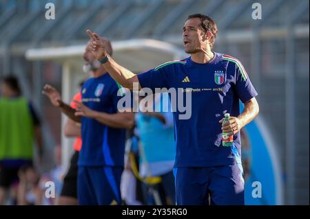 Italias U20-Trainer Bernardo Corradi während des Spiels Elite League Italien U20 - Deutschland U20 im „Manlio Scopigno“-Stadion in Rieti, Italien am 10. september 2024 Stockfoto