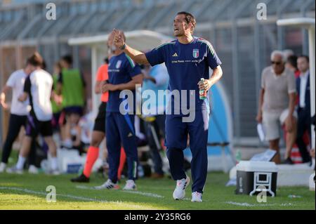 Italias U20-Trainer Bernardo Corradi während des Spiels Elite League Italien U20 - Deutschland U20 im „Manlio Scopigno“-Stadion in Rieti, Italien am 10. september 2024 Stockfoto