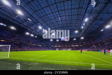 Johan Cruyff Arena mit leichtem Choreo im UEFA Nations League 2024 Spiel NIEDERLANDE, Deutschland. , . Am 10. September 2024 in Amsterdam, NL. Fotograf: ddp Images/STAR-Images Credit: ddp Media GmbH/Alamy Live News Stockfoto