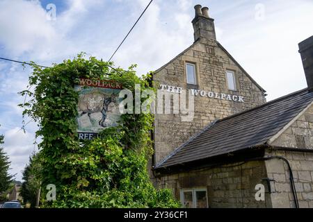 Das Woolpack Inn in Slad, Gloucestershire, Großbritannien Stockfoto