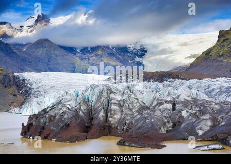 Svínafellsjökull - ein Auslaufgletscher des Vatnajökull, die größte Eiskappe Europas, Island Stockfoto