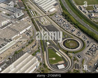 Werke der Mercedes Car Group in Sindelfingen bei Stuttgart. Hier läuft auch eine Teststrecke der Autohersteller, um neue Autos zu testen. ANP/ Hollandse Hoogte/ Aerovista Luchtfotografie niederlande aus - belgien aus Stockfoto