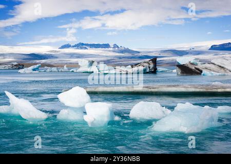 Jökulsárlón - großer Gletschersee im südlichen Teil des Vatnajökull-Nationalparks, Island Stockfoto