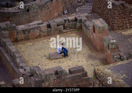 Die Ruinen von Pisac sind eine der bedeutendsten und gut erhaltenen archäologischen Stätten der Inka im Heiligen Tal Perus. Stockfoto