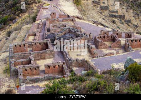 Die Ruinen von Pisac sind eine der bedeutendsten und gut erhaltenen archäologischen Stätten der Inka im Heiligen Tal Perus. Stockfoto