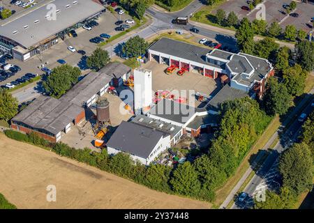 Luftbild, Baugebiet mit Neubau Innovationspark Heiligenhaus Gewerbegebiet Bertha-Benz-Allee, Feuerwehr und Feuerwache Dr.-Julius-Held-Straße, Heiligenhaus, Ruhrgebiet, Nordrhein-Westfalen, Deutschland ACHTUNGxMINDESTHONORARx60xEURO *** Stockfoto