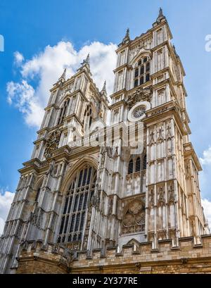 London, England - 05-23 2024L Nahaufnahme des Palace of Westminster Abbey in London, England Stockfoto