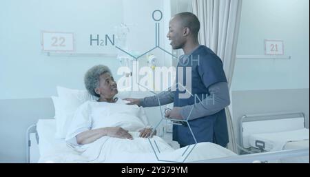 Bild des Elementdiagramms über glücklichen afroamerikanischen männlichen Arzt und älteren weiblichen Patienten Stockfoto