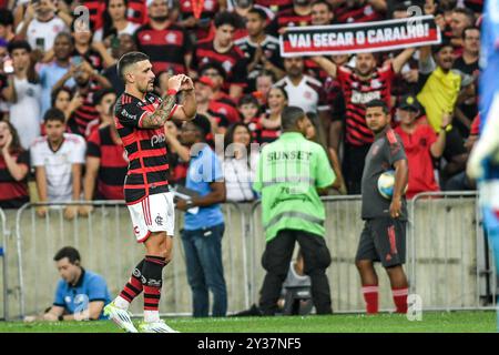 Rio, Brasilien - Septrember 12 2024: De Arrascaeta Spieler im Spiel zwischen Flamengo x Bahia beim Brasilien Cup, Runde Viertelfinale im Maracana Stadium Stockfoto