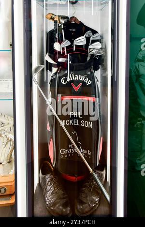 Phil Mickelson Ausstellung in der USGA World Golf Hall of Fame auf dem Pinehurst Golf Course in Pinehurst North Carolina. Stockfoto