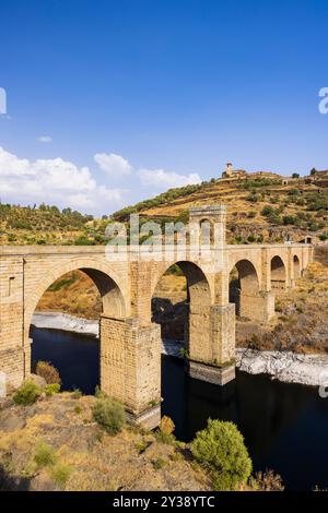 Alcantara-Brücke (Puente de Alcantara) Römische Brücke, Alcantara, Extremadura, Spanien Stockfoto