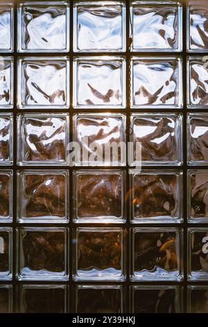 Glasblock Fensterrahmen, Nahaufnahme Innenaufnahme, keine Leute. Stockfoto