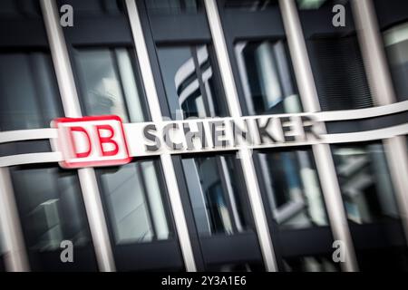 Essen, Deutschland. September 2024. Blick auf das DB Schenker-Hauptquartier in Essen. Die Deutsche Bahn verkauft die Logistiksparte Schenker an Dänemark. Quelle: Christoph Reichwein/dpa/Alamy Live News Stockfoto