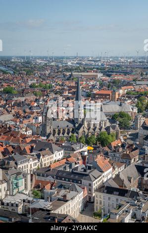 Dächer von Gent von der Kathedrale von Sint Bavo Stockfoto