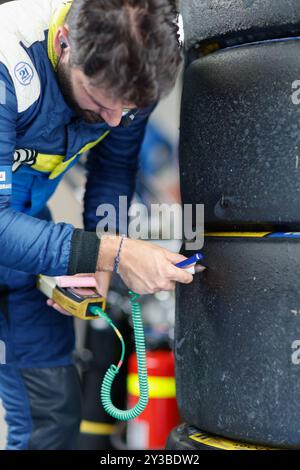 Oyama, Japon. September 2024. michelin Ingenieur, Porträt, während der 6 Stunden von Fuji 2024, 7. Runde der FIA-Langstrecken-Weltmeisterschaft 2024, vom 13. Bis 15. September 2024 auf dem Fuji Speedway in Oyama, Shizuoka, Japan - Foto Frédéric Le Floc'h/DPPI Credit: DPPI Media/Alamy Live News Stockfoto