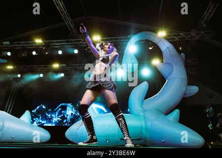 Mailand, Italien, 10. Juli 2024. Rapper und Sänger Ashnikko tritt live im Circolo Magnolia in Mailand auf. Credits: Maria Laura Arturi/Alamy Live News Stockfoto