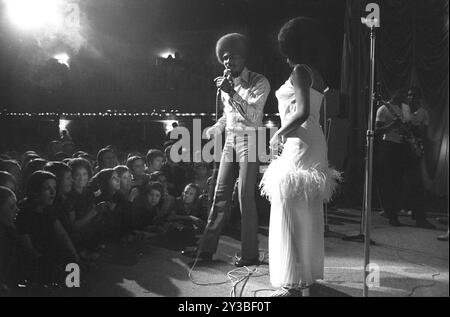 Bob und Marcia, Bob Andy und Marcia Griffiths The Young Gifted and Black, ihre erste britische Tour. Sie erschienen im Gliderdrome (Starlight Rooms). Boston, Lincolnshire, England, 30. Mai 1970. Stockfoto