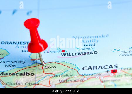 Coro, Venezuela, Pin auf der Karte. Stockfoto