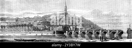 Ruinen von St. Cloud, vom Fluss, 1871. "Die Zerstörung des Palastes und der kleinen Stadt St. Cloud durch das Feuer der Artillerie während der Belagerung von Paris war ein Vorfall des späten [Deutsch-Französischen] Krieges, der die allgemeine Aufmerksamkeit erregt... es gibt eine besondere Piquität dieses Jahr auf diesem jährlichen Jahrmarkt... die sie populärer gemacht hat als je zuvor. Mit Frau und Familie zu gehen und an einem herrlichen Sonntagnachmittag inmitten der verkohlten und geschwärzten Trümmer dieses einst hellen und bevorzugten Ortes ein Picknick zu machen scheint eine besondere Faszination für die Pariser Bourgeois zu besitzen... die sich auf mehr ausdehnt Stockfoto