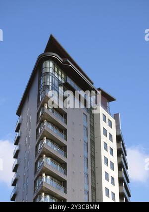 Leeds, West Yorkshire, Großbritannien, 22. Februar 2020: Skyline Apartments ein moderner Wohnhochhaus in der saint peters Street Leeds, Europa Stockfoto