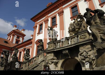 Treppenhaus im Schloss Troja, Prag Stockfoto