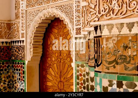 Ben Youssef Madrasa, Meisterwerk islamischer Kunst und Architektur Marrakesch, Kaiserstadt Marokko, Stockfoto