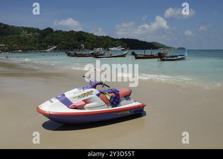 Jetski auf Patong Beach, Phuket, Thailand, Asien Stockfoto