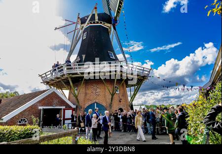 Noordhoek, Niederlande, 2024 2013-09-13 13:34:19 NOORDHOEK, 13-09-2024, de Noordstar Prinzessin Beatrix eröffnet die Getreidemühle de Noordstar in Noordbroek wieder. Prinzessin Beatrix ist die Patronin von de Hollandsche MolenPHOTO: NLBeeld/Patrick van EMST Credit: NL Beeld/Patrick van EMST Stockfoto