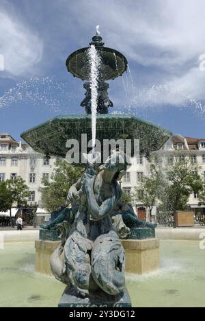 Brunnen am Praca Dom Pedro IV, Rossio, Lissabon Stockfoto