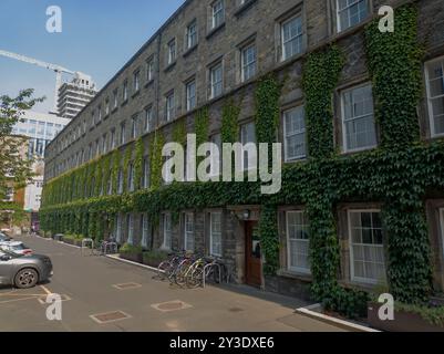 Studentenunterkunft am Trinity College in Dublin, Irland Stockfoto