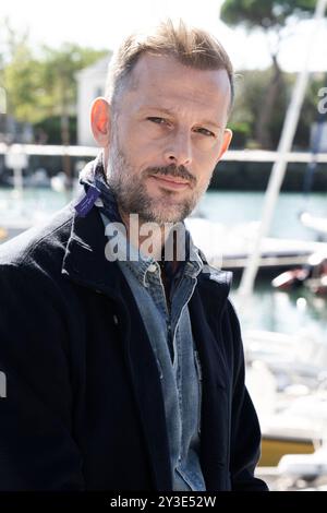 La Rochelle, Frankreich. September 2024. Nicolas Duvauchelle posiert während des 26. La Rochelle Fiction Festivalls am 14. September 2024 in La Rochelle, Frankreich. Foto: David NIVIERE/ABACAPRESS. COM Credit: Abaca Press/Alamy Live News Stockfoto