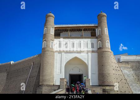 Buchara, Usbekistan - 10. Mai 2019: Alte Fort Ark in der Altstadt Stockfoto