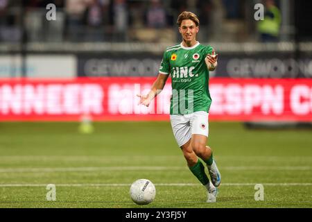 Rotterdam, Niederlande. September 2024. ROTTERDAM, NIEDERLANDE - 13. SEPTEMBER: Lennard Hartjes von Excelsior Rotterdam Gesten während des niederländischen Keuken Kampioen Divisie Spiels zwischen Excelsior Rotterdam und Telstar im Van Donge & de Roo Stadion am 13. September 2024 in Rotterdam, Niederlande. (Foto: Hans van der Valk/Orange Pictures) Credit: dpa/Alamy Live News Stockfoto
