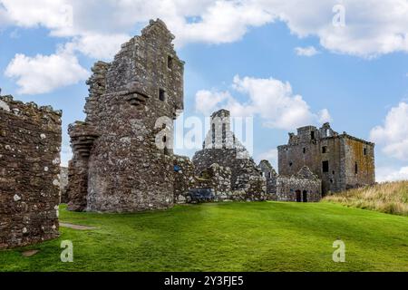 Dunnottar Castle, eine historische Festung auf den Klippen von Aberdeenshire, Schottland, in der Nähe von Stonehaven. Stockfoto