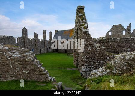 Dunnottar Castle, eine historische Festung auf den Klippen von Aberdeenshire, Schottland, in der Nähe von Stonehaven. Stockfoto