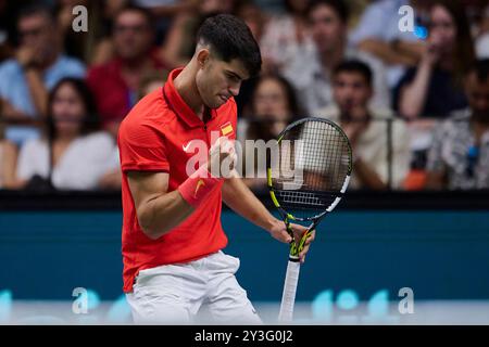 Valencia, Spanien. September 2024. VALENCIA, SPANIEN – 13. SEPTEMBER: Carlos Alcaraz aus Spanien feiert einen Punkt gegen Ugo Humbert aus Frankreich während des Davis Cup Finals Gruppenphase 2024 Valencia-Spiel zwischen Frankreich und Spanien im Pabellon Fuente de San Luis am 13. September 2024 in Valencia, Spanien. (Foto von Francisco Macia/Photo Players Images/Magara Press) Credit: Magara Press SL/Alamy Live News Stockfoto