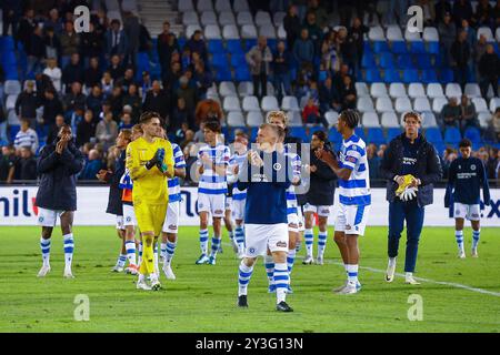 Doetinchem, Niederlande. September 2024. DOETINCHEM, Stadion de Vijverberg, 13.09.2024, Saison 2024/2025, Niederländisch Keuken Kampioen Divisie. Während des Spiels de Graafschap – Helmond Sport, Spieler Graafschap Enttäuschung Credit: Pro Shots/Alamy Live News Stockfoto