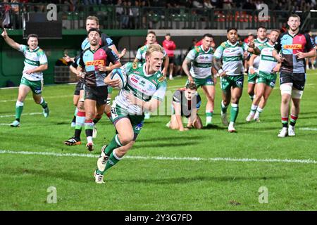 Spielaktionen und Spielbilder während des Spiels zwischen Benetton Rugby und Harlequins FC im Monigo Stadium, TrevisoÂ 13. September 2024 während Benetton Rugby vs Harlequins FC, Rugby Test Match in Treviso, Italien, 13. September 2024 Stockfoto