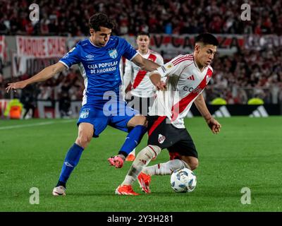 Ende des Abgleichs. River gewann gegen Atletico Tucuman mit 4:1. Das nächste Date trifft Boca Juniors in einer neuen Ausgabe des argentinischen Super Clasico. Tore von Gonzalez Pires, Borja, Colidio und Meza. Der Club Atletico River Plate liegt gegenüber Atletico Tucumán im Mas Monumental Stadion in Núñez, Buenos Aires. Das 14. Datum der AFA Professional Soccer League wird nach dem FIFA-Datum der Südamerika-Qualifikation 2026 fortgesetzt. @Facamorales nur redaktionelle Verwendung Credit: Facundo Morales/Alamy Live News Stockfoto