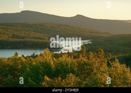Blick auf den North-South Lake vom Sunset Rock in den Catskill Mountains, New York Stockfoto