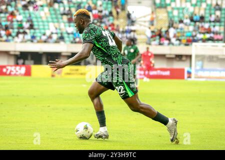 UYO, NIGERIA - 7. SEPTEMBER: Boniface Victor Okoh aus Nigeria beim Qualifikationsspiel des Afrikapokals 2025 {AFCON} zwischen Nigeria und Beni Stockfoto